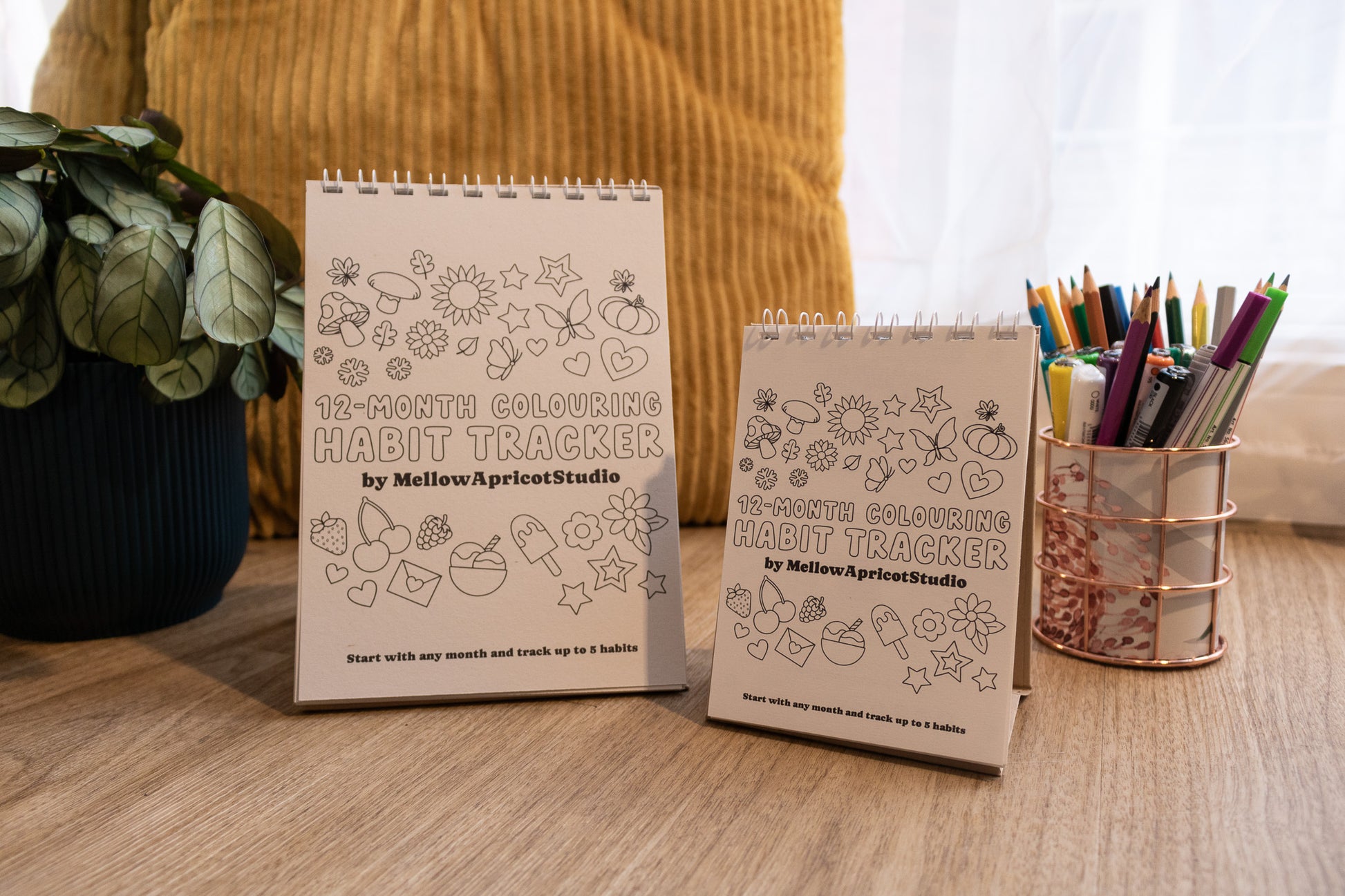 12-month Colouring Habit Tracker by MellowApricotStudio - A5 and A6 standing desk calendars
