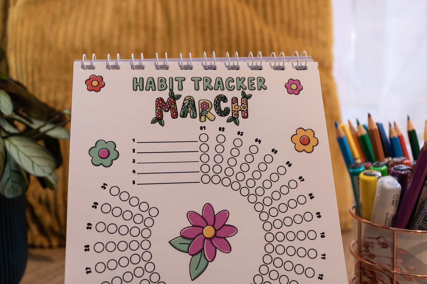 12-month Colouring Habit Tracker by MellowApricotStudio - A5 & A6 standing desk calendar - march with flowers